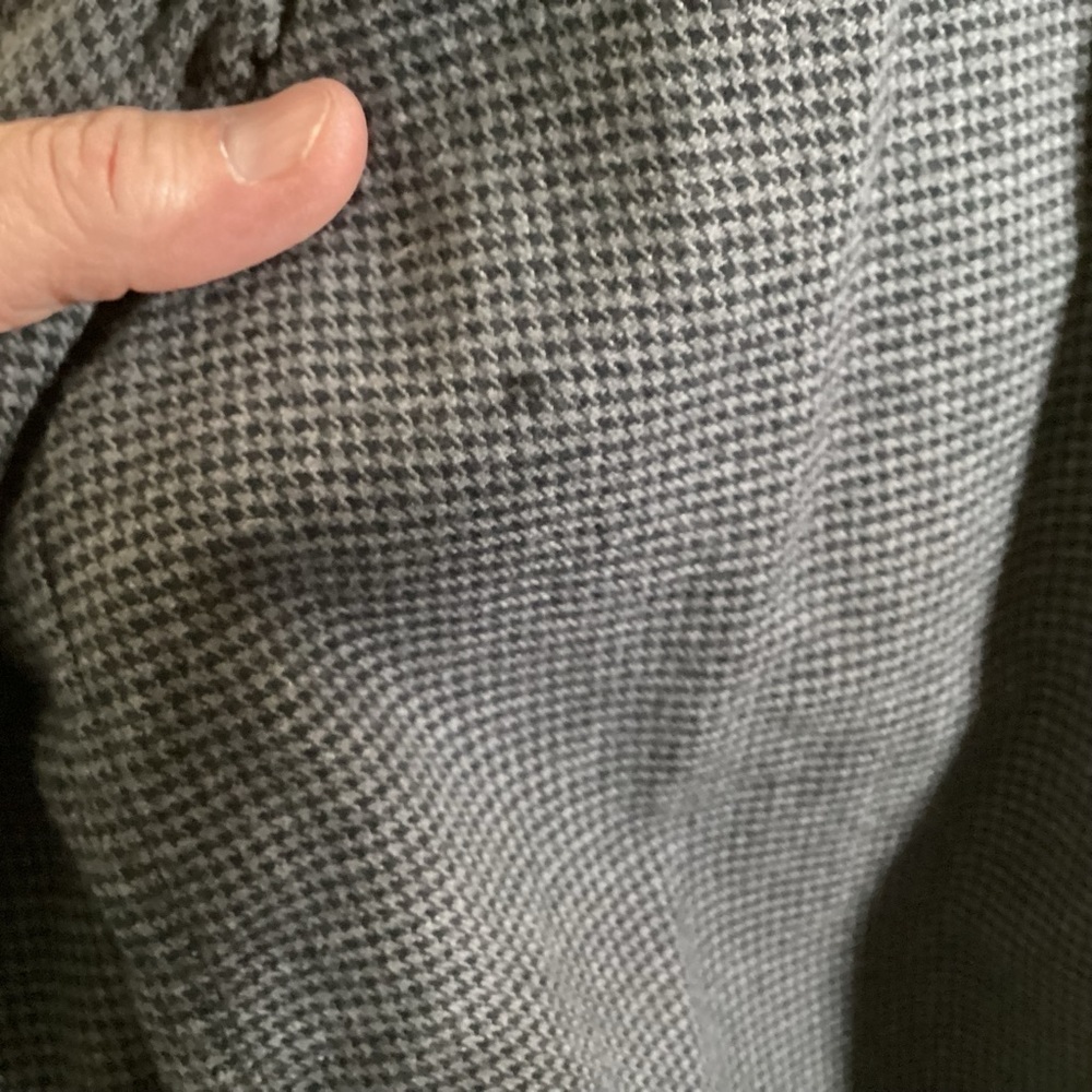 L.L. Bean Men’s Dark Checked Button Down Long Sleeve Flannel Shirt. Size XXL - Picture 4 of 6